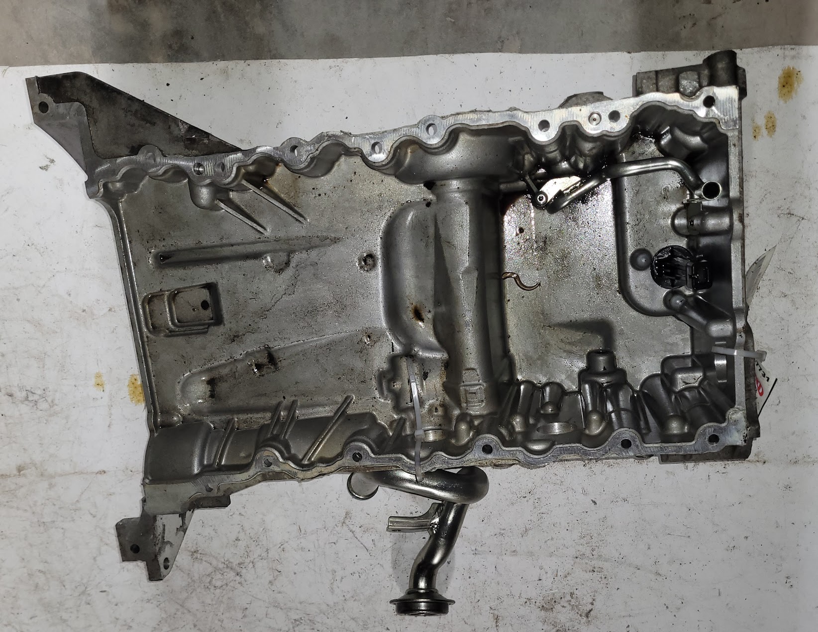 Oil Pan for Jaguar vehicles