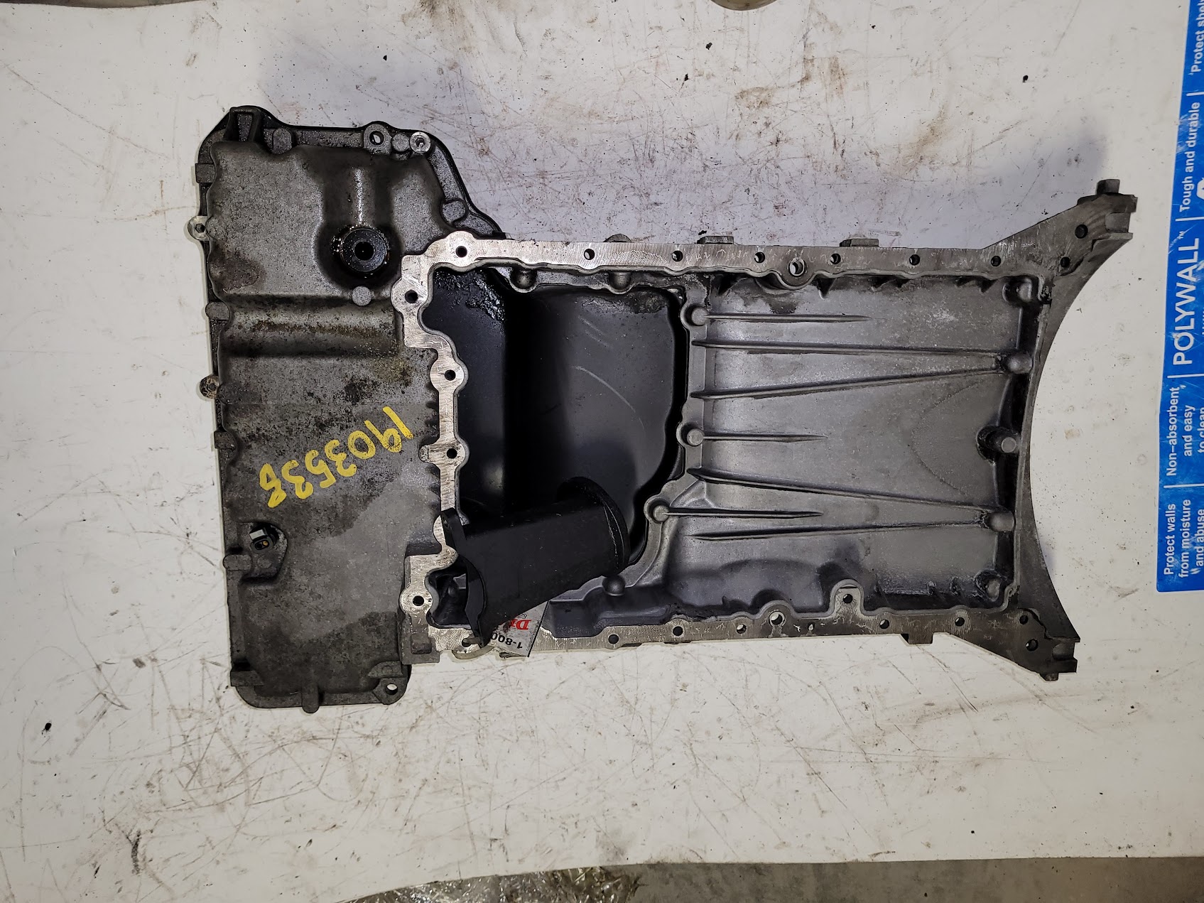 Oil Pan for Mercedes-Benz vehicles