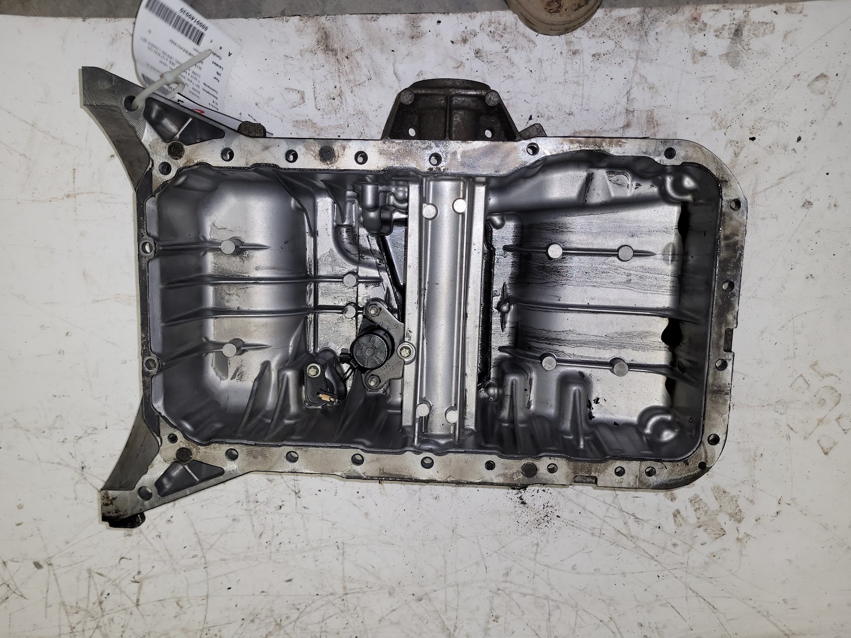 Oil Pan for Mercedes-Benz vehicles