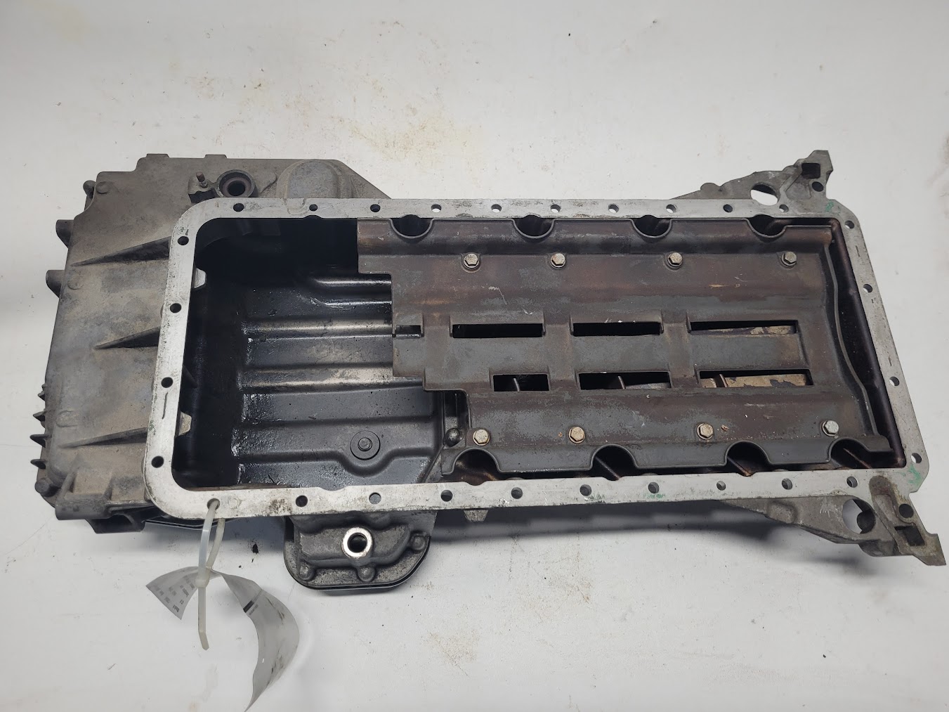 Oil Pan for Bmw vehicles