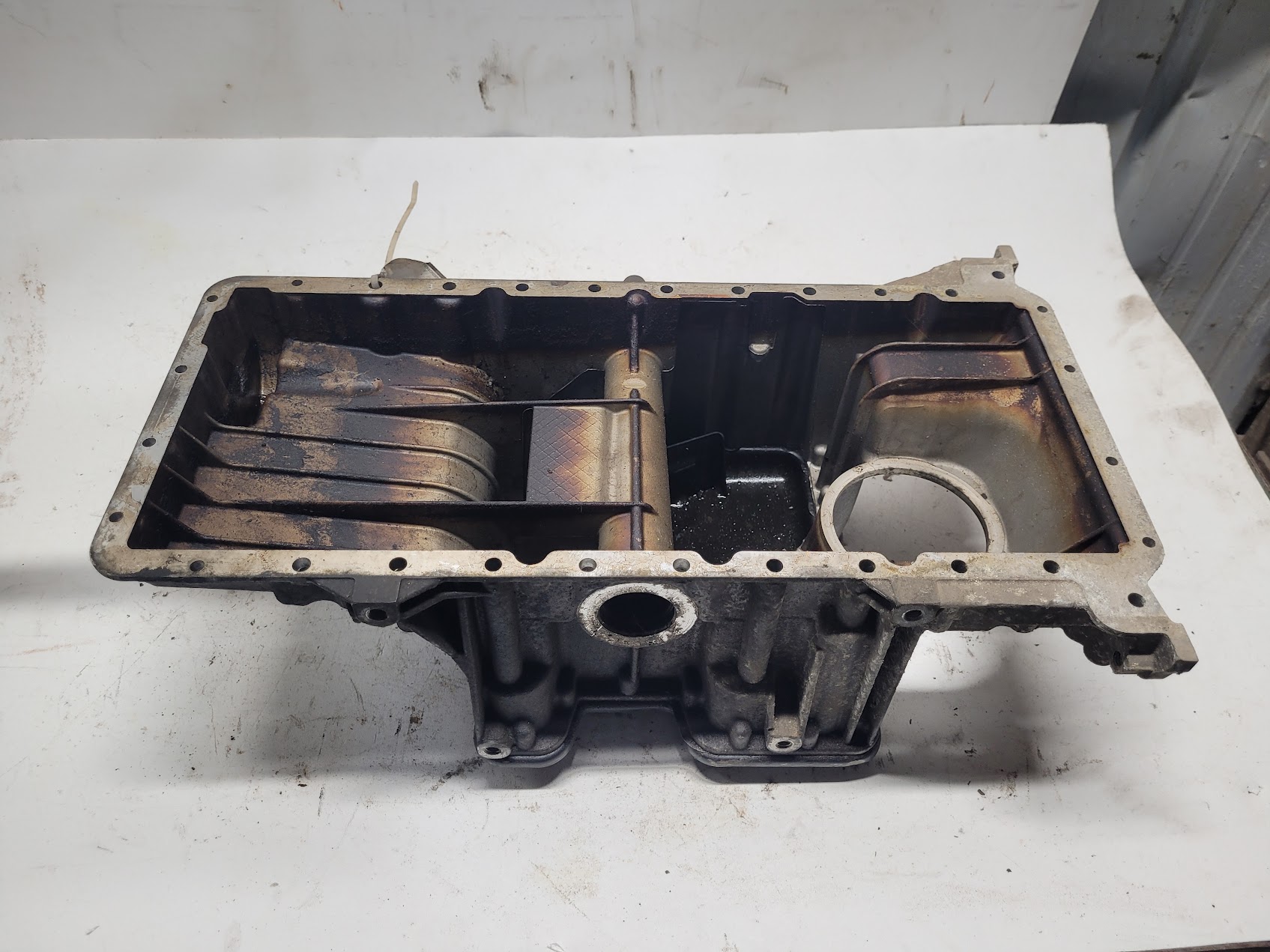 Oil Pan for Bmw vehicles