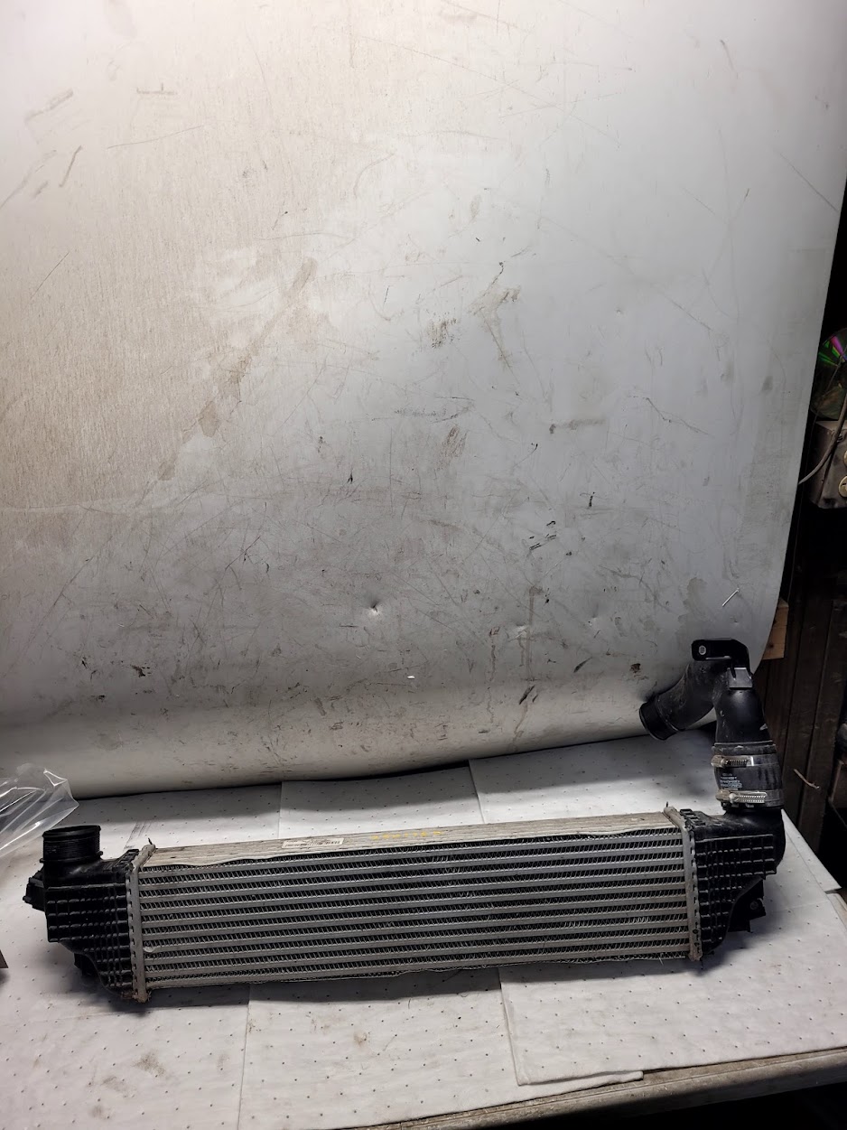 Intercooler for Lincoln and Ford vehicles