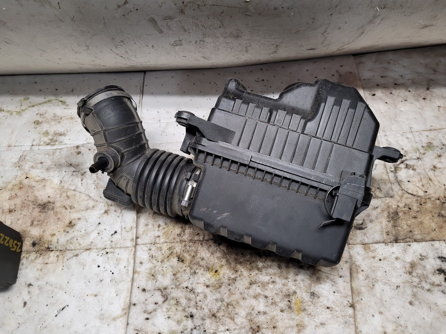 Air Cleaner Box for Hyundai vehicles