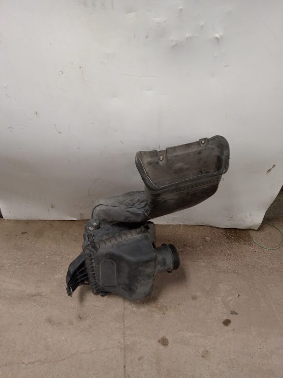 Air Cleaner Box for Ford and Lincoln vehicles