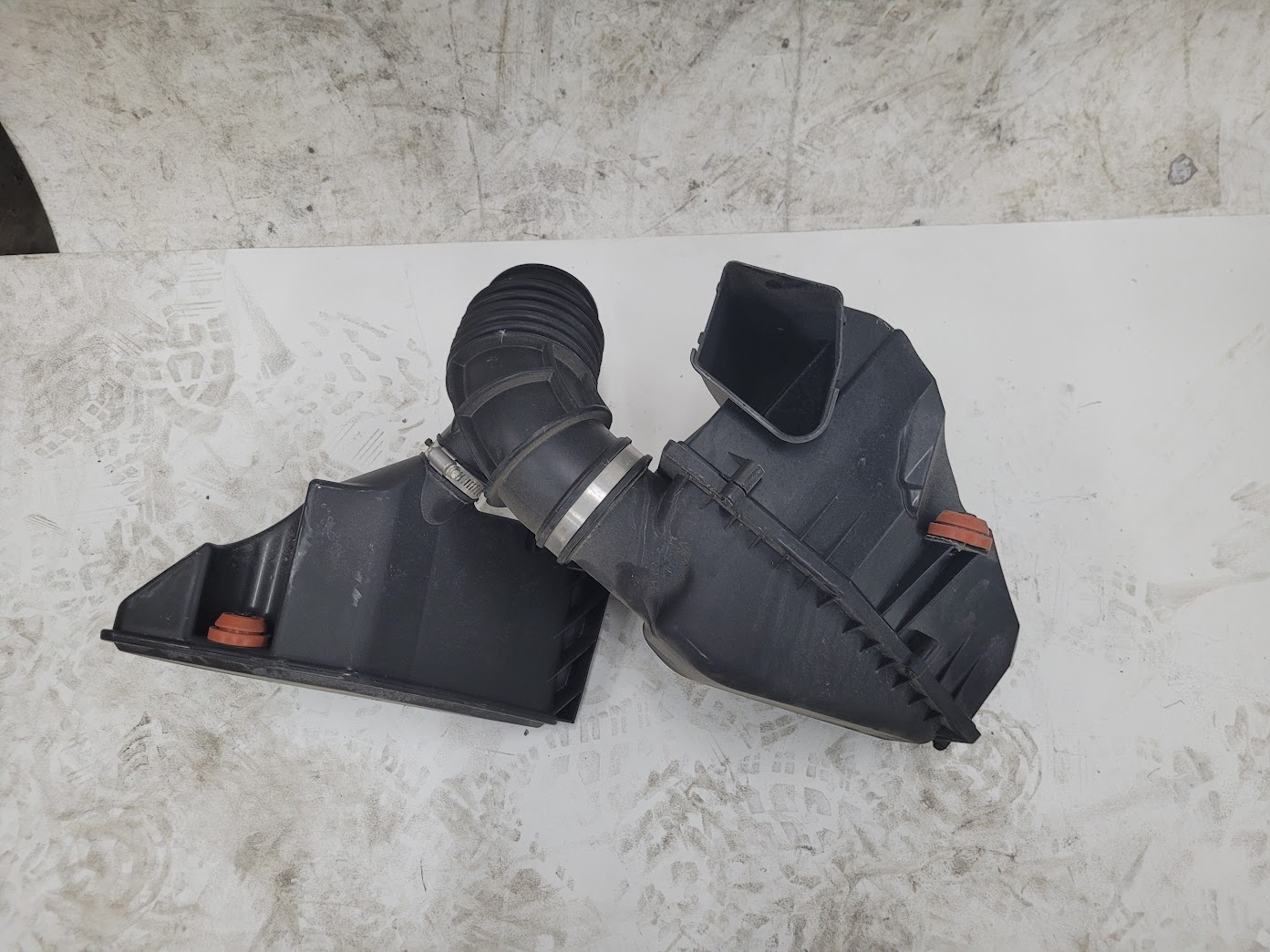 Air Cleaner Box for Bmw vehicles