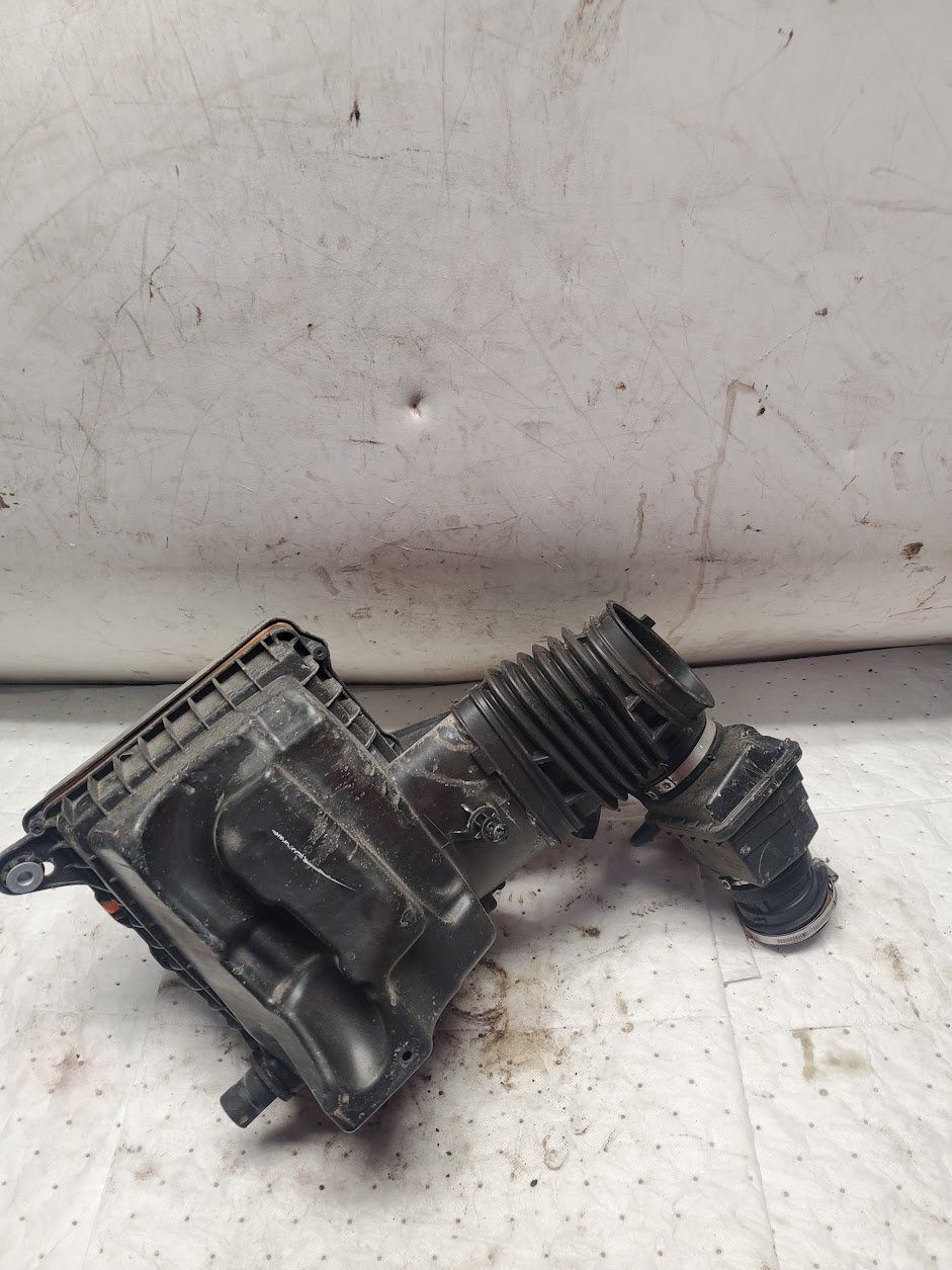 Air Cleaner Box for Chevrolet and GMC vehicles
