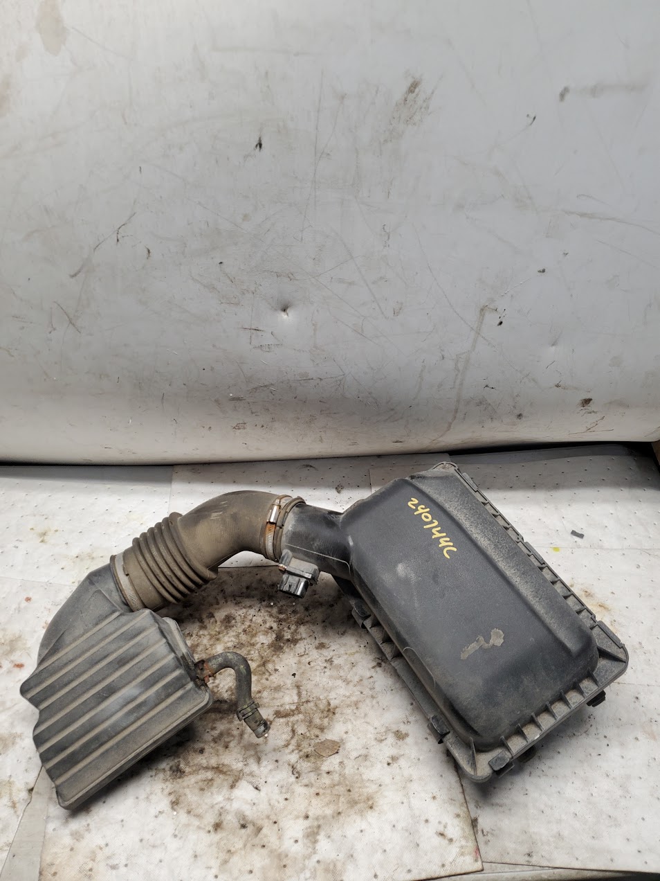 Air Cleaner Box for Saturn vehicles