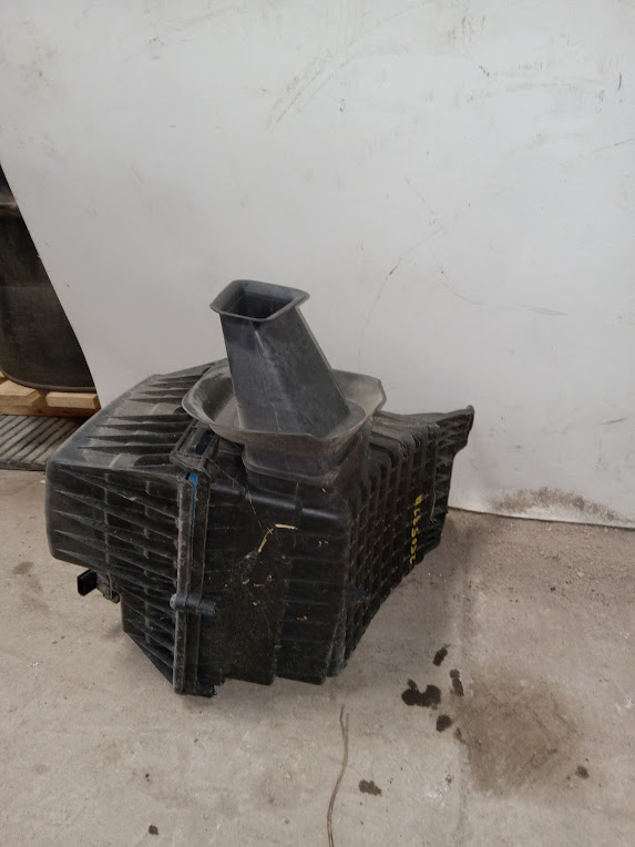 Air Cleaner Box for Chevrolet and GMC vehicles