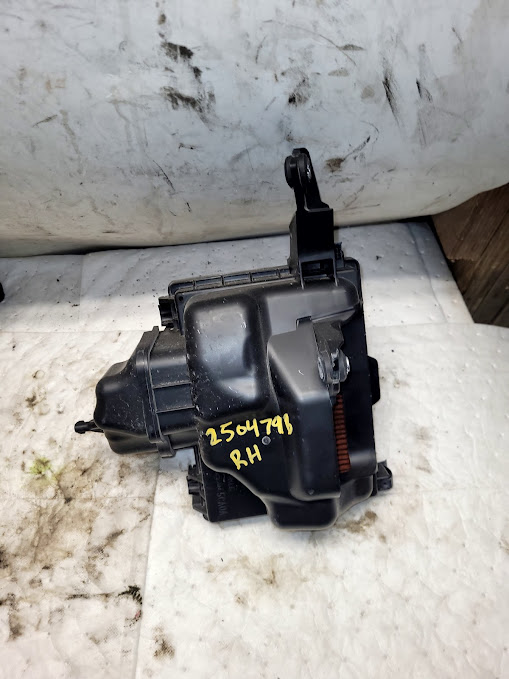 Air Cleaner Box for Infiniti vehicles