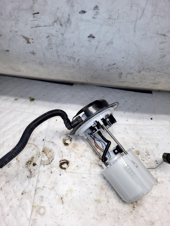 Fuel Pump for Nissan vehicles