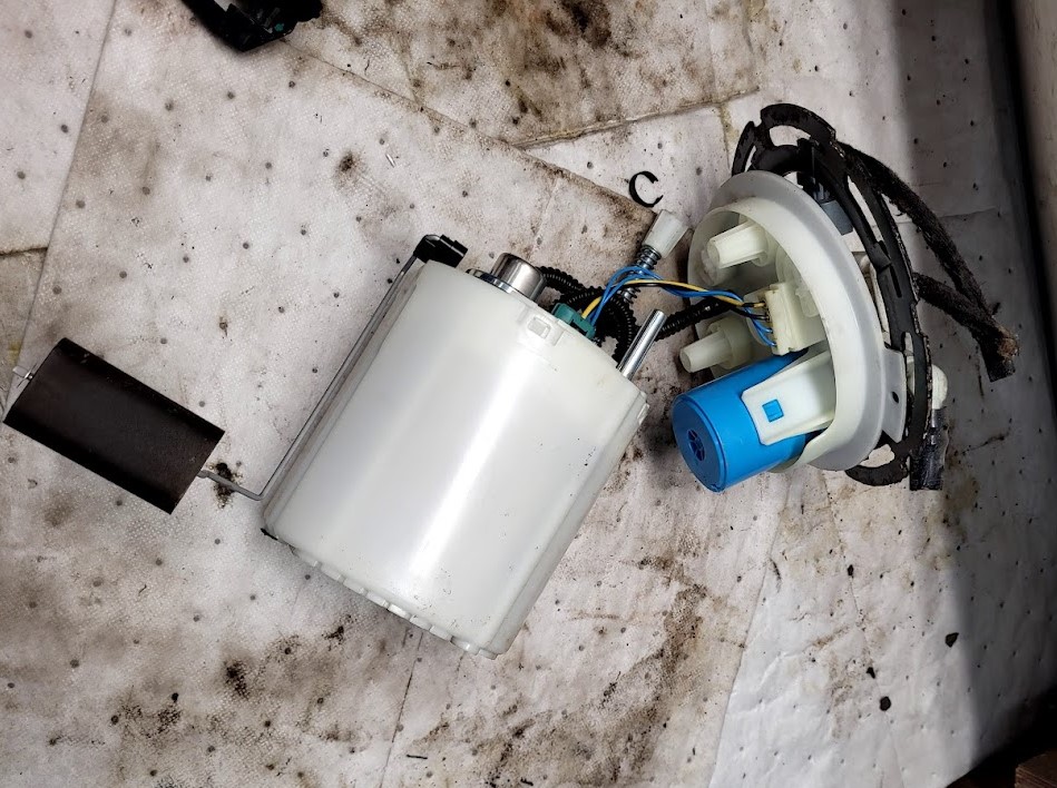 Fuel Pump for Saab and Buick vehicles