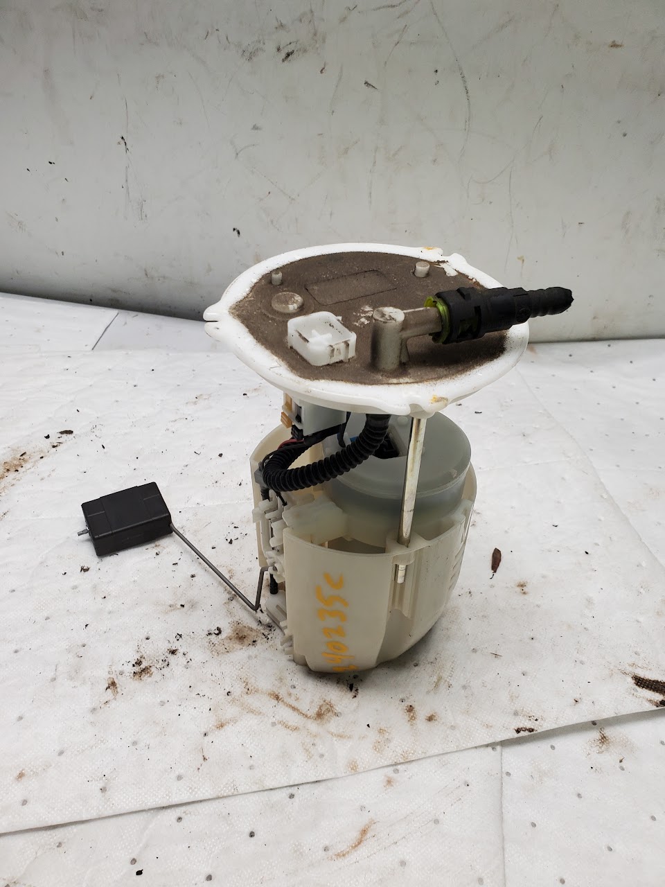 Fuel Pump for Mazda vehicles