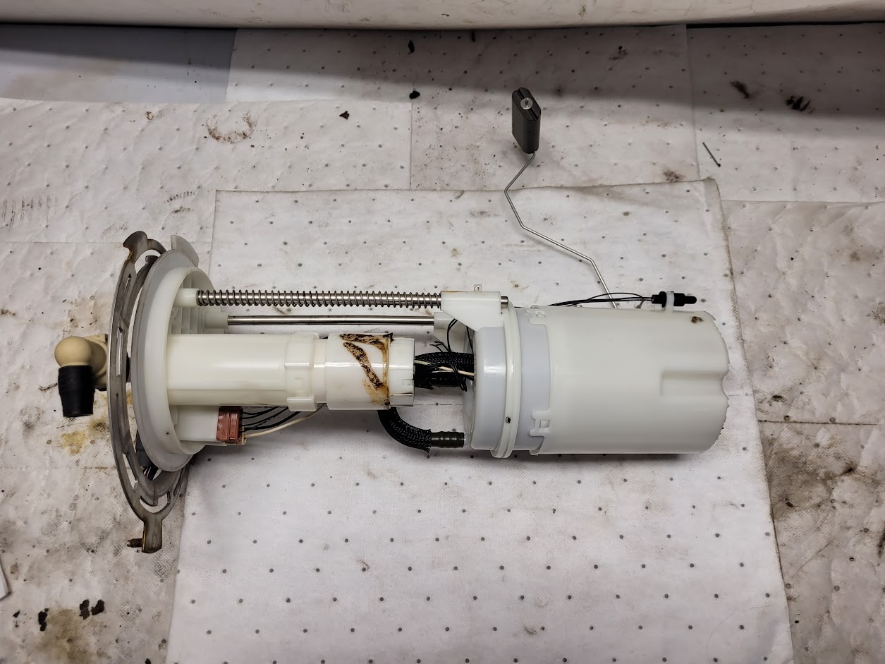 Fuel Pump for Nissan vehicles