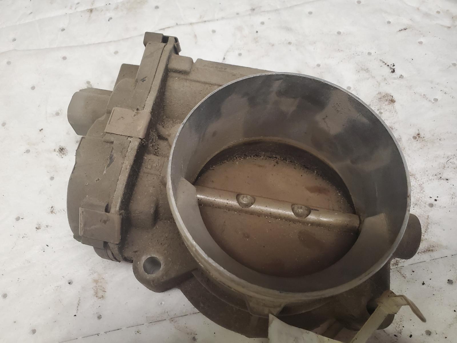 Throttle Body for Saab, Chevrolet, Isuzu, Hummer, GMC, Buick and Cadillac vehicles