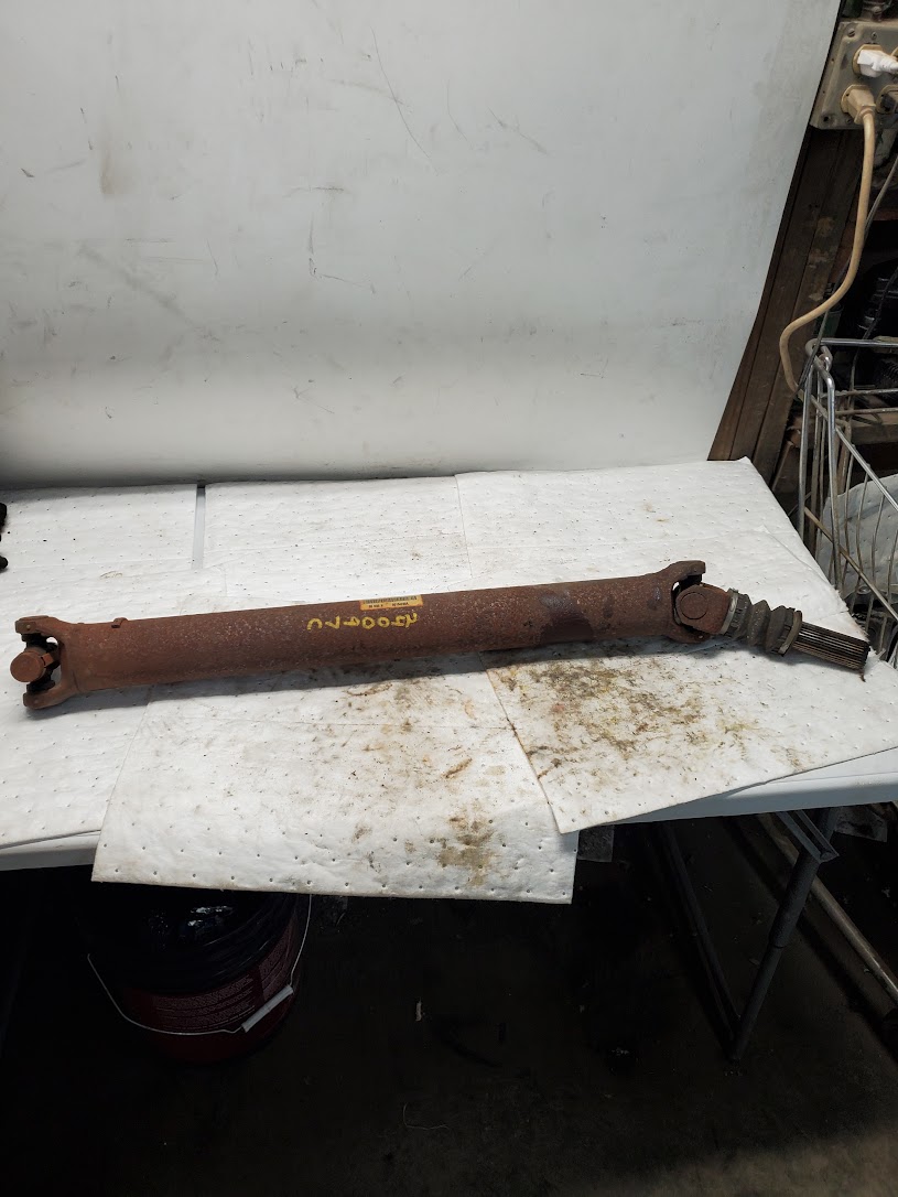 Front Drive Shaft for GMC, Cadillac and Chevrolet vehicles