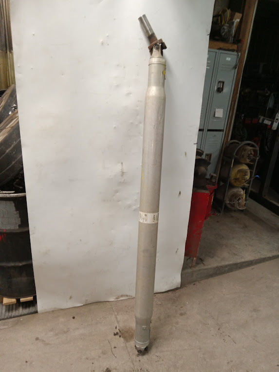 Rear Drive Shaft for Chevrolet and GMC vehicles