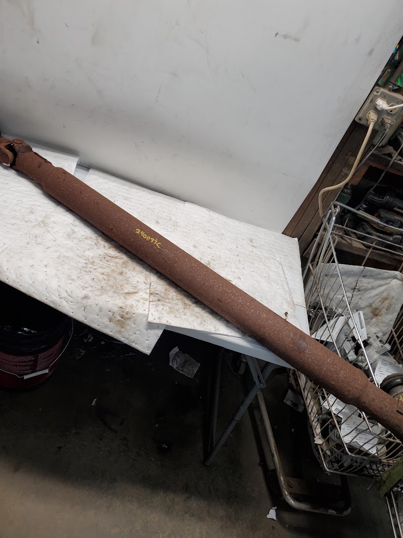 Rear Drive Shaft for Chevrolet, GMC and Cadillac vehicles