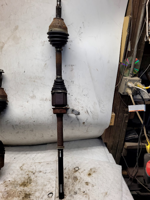 Axle Shaft for Lincoln and Ford vehicles