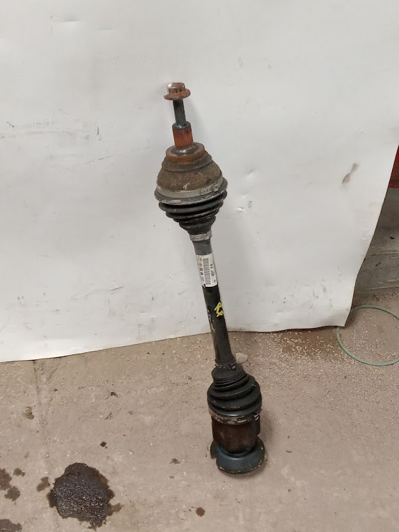 Axle Shaft for Audi and Volkswagen vehicles