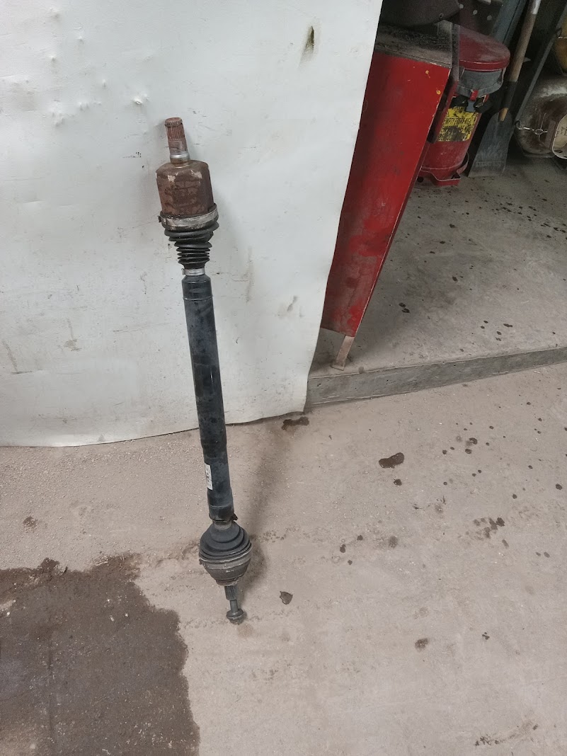 Axle Shaft for Audi and Volkswagen vehicles