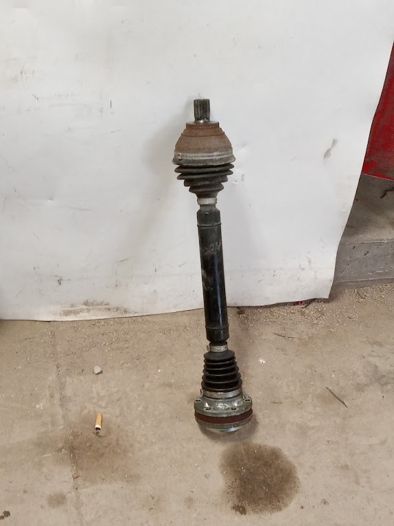 Axle Shaft for Audi and Volkswagen vehicles
