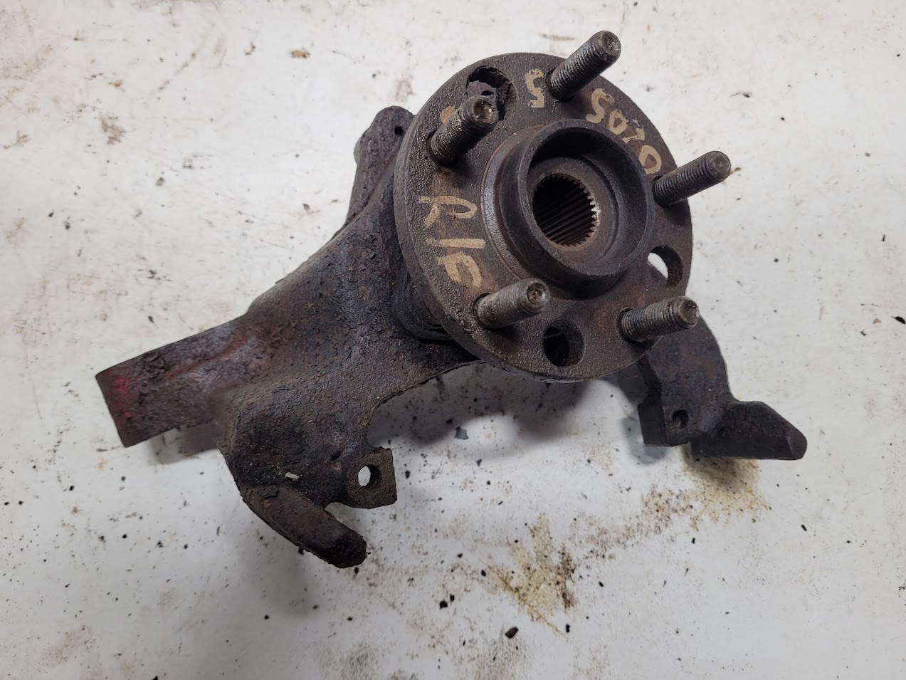 Front Spindle Knuckle for Buick, Chevrolet, Pontiac and Oldsmobile vehicles