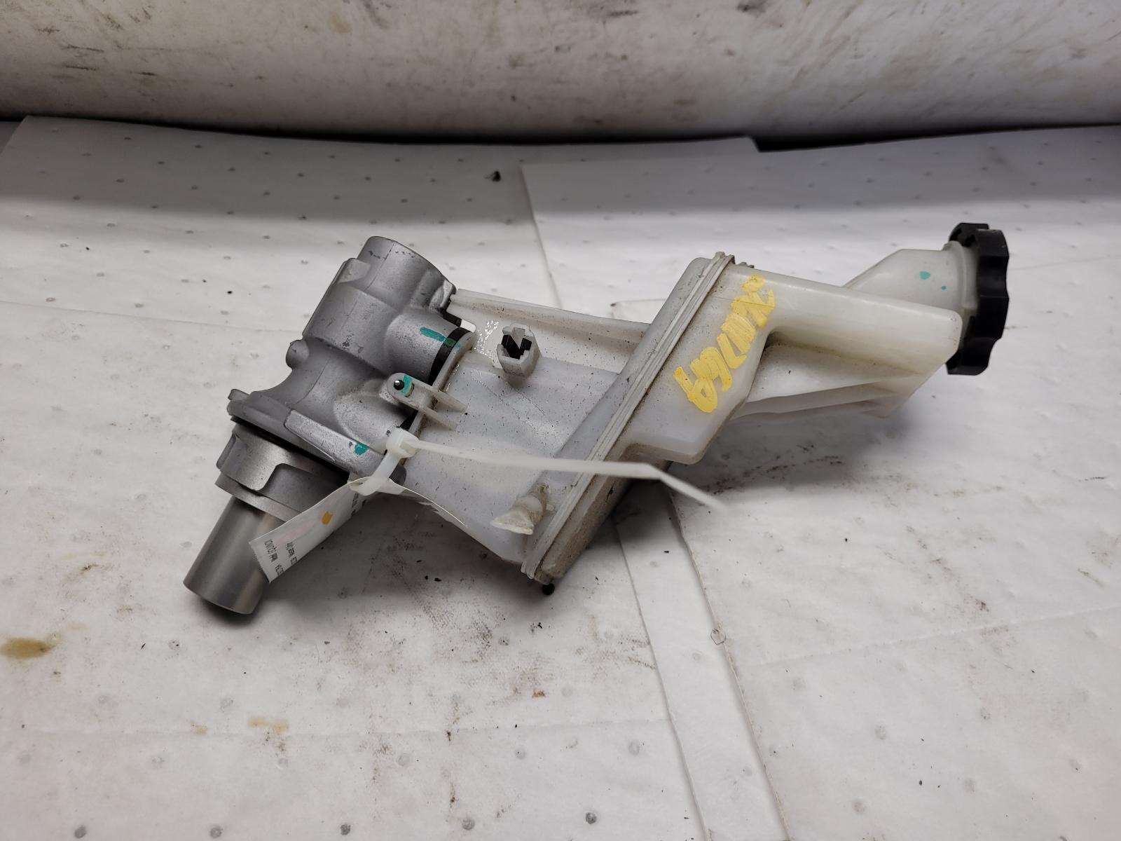 Master Cylinder for Chevrolet and GMC vehicles