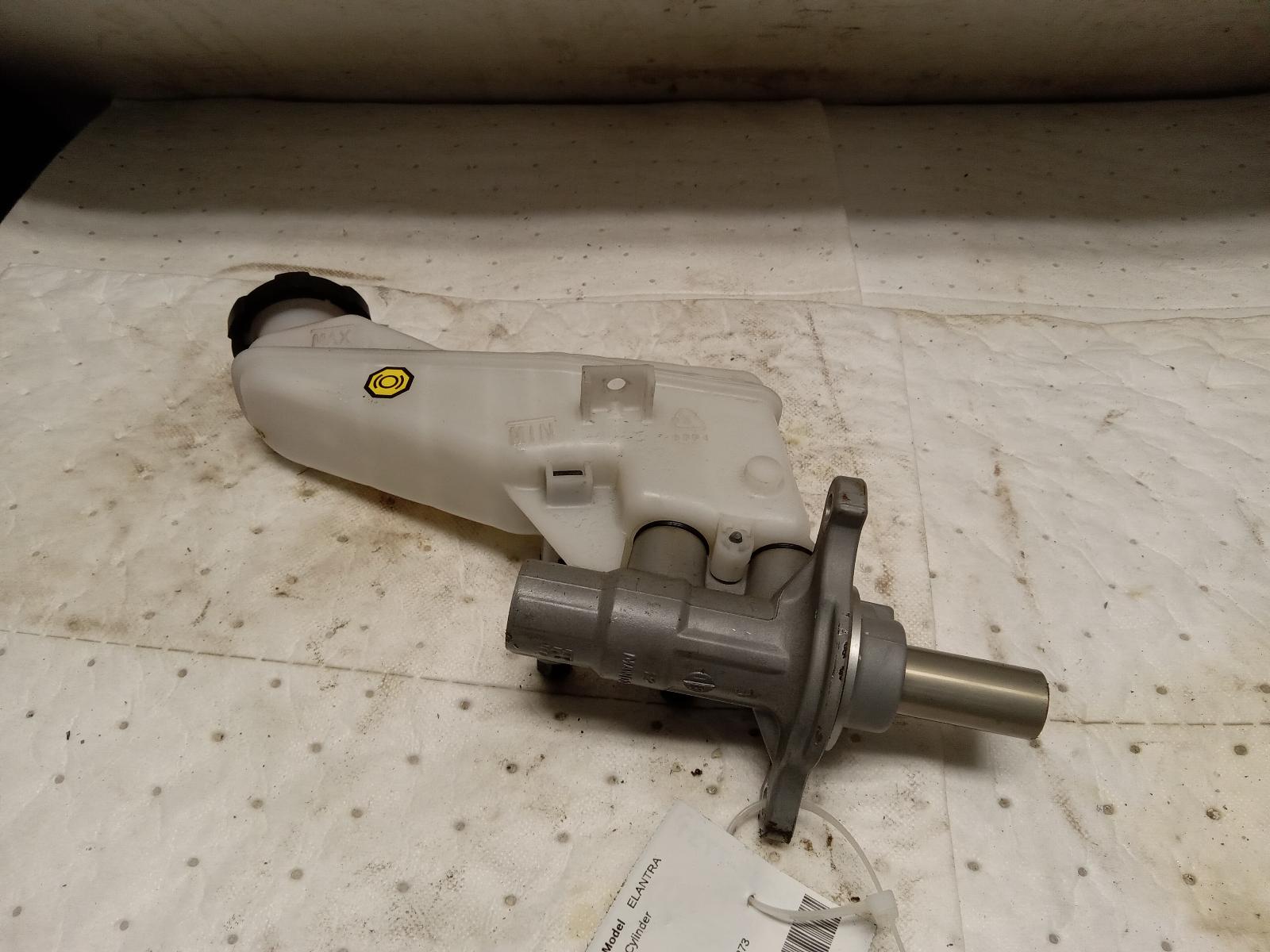 Master Cylinder for Hyundai vehicles