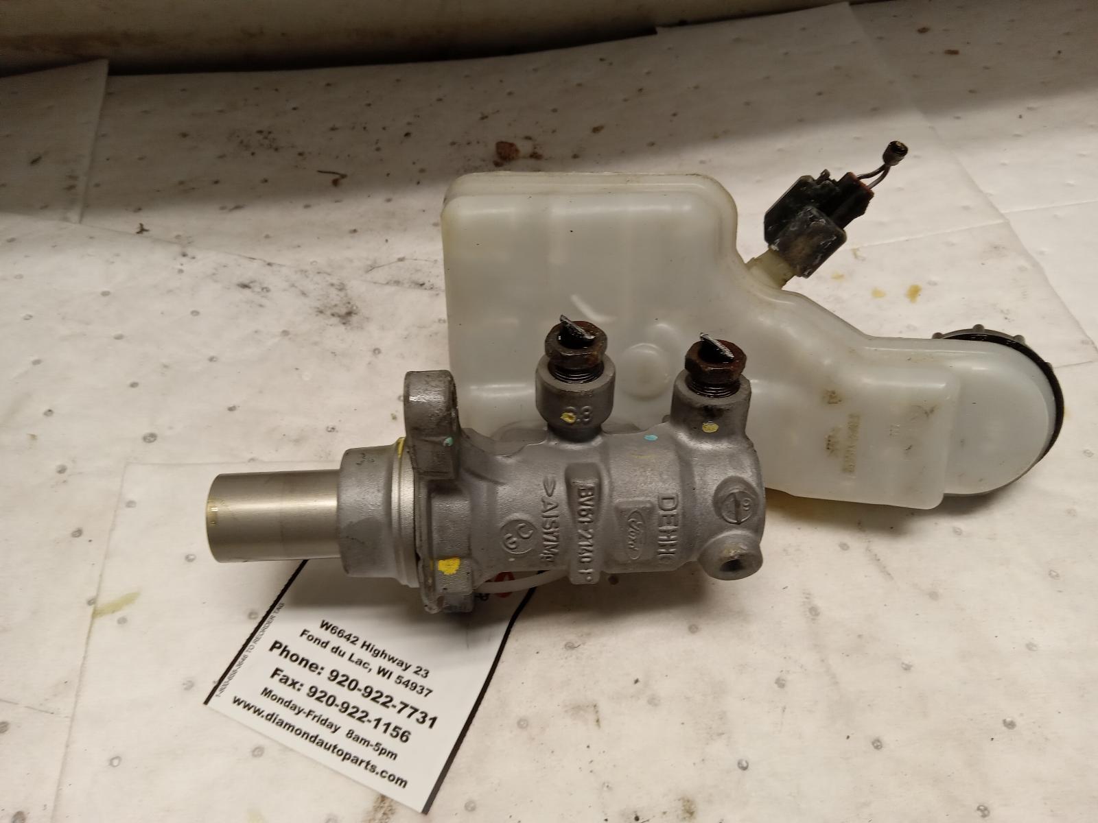 Master Cylinder for Ford vehicles