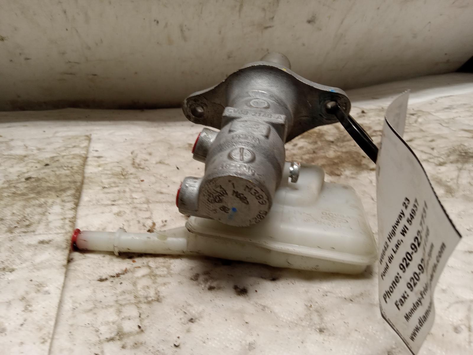 Master Cylinder for Ford vehicles