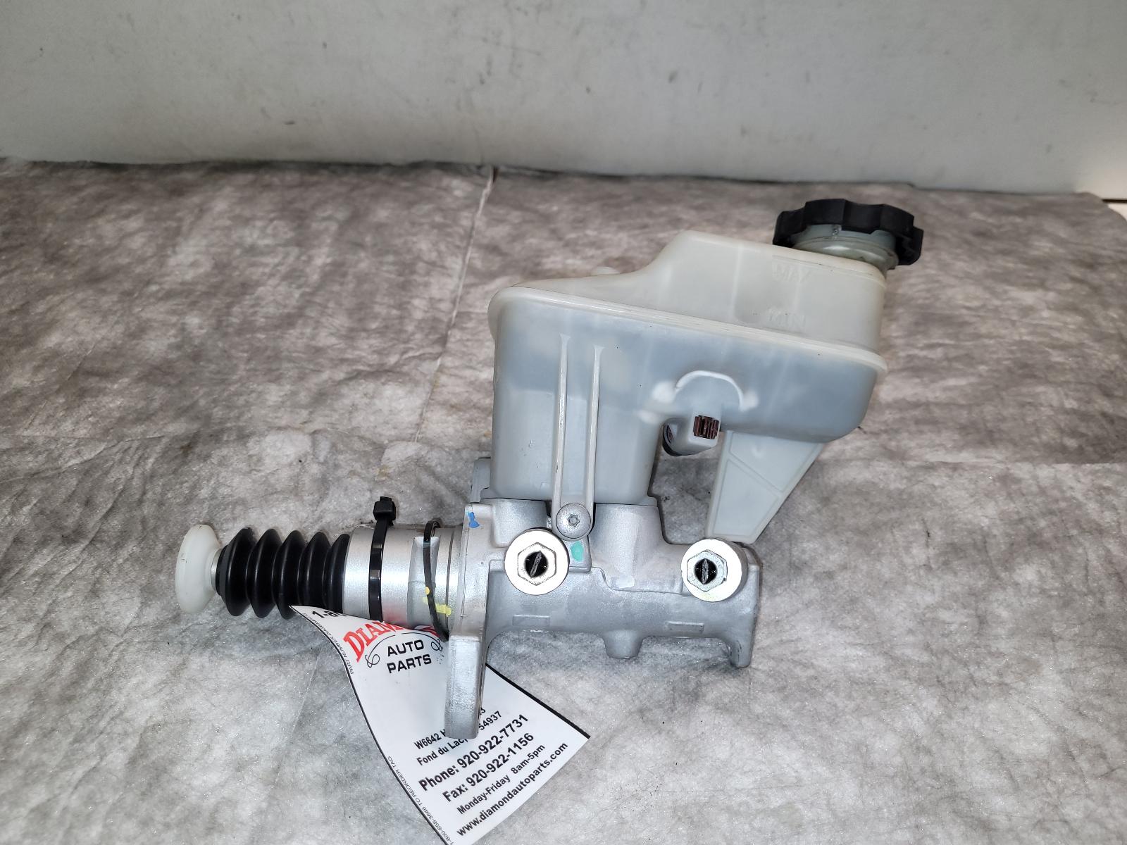 Master Cylinder for Cadillac vehicles