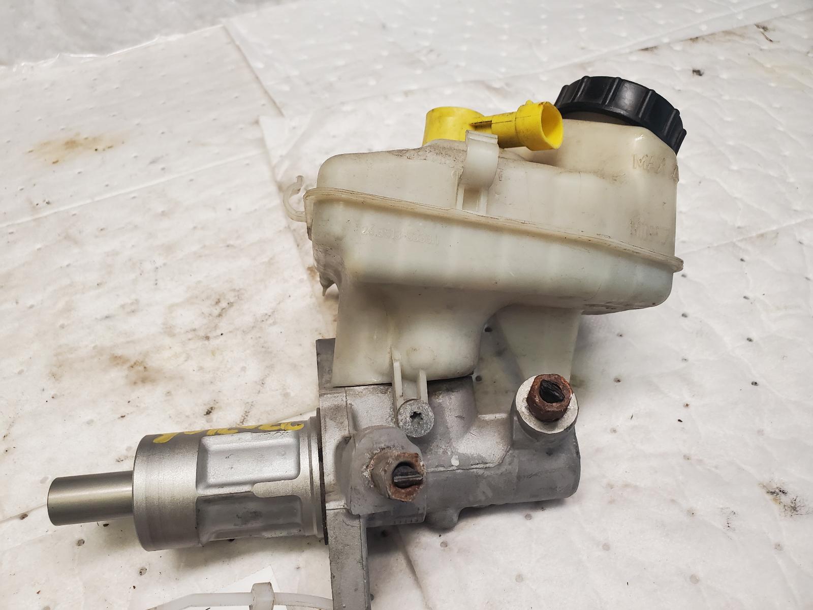 Master Cylinder for Chevrolet and Buick vehicles