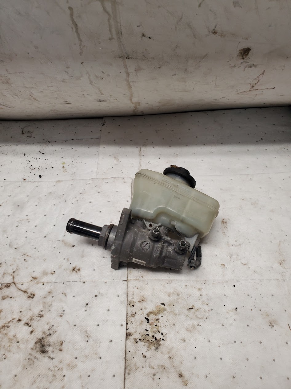 Master Cylinder for Lexus vehicles