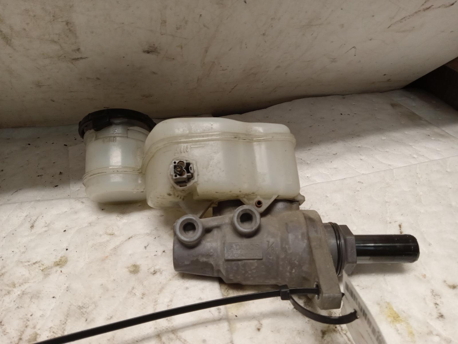 Master Cylinder for Acura vehicles