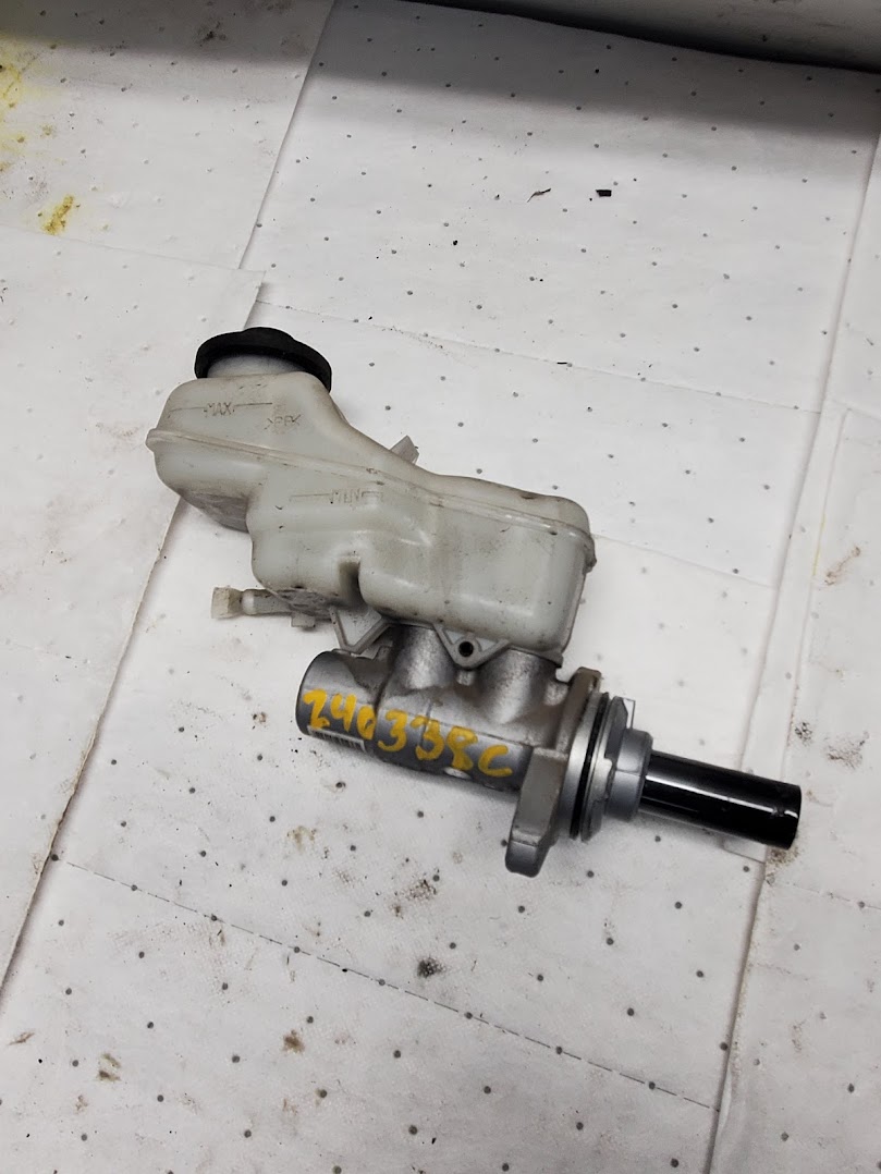 Master Cylinder for Toyota vehicles