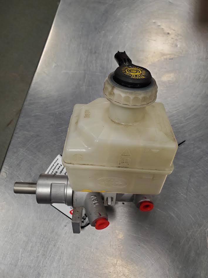 Master Cylinder for Rover vehicles