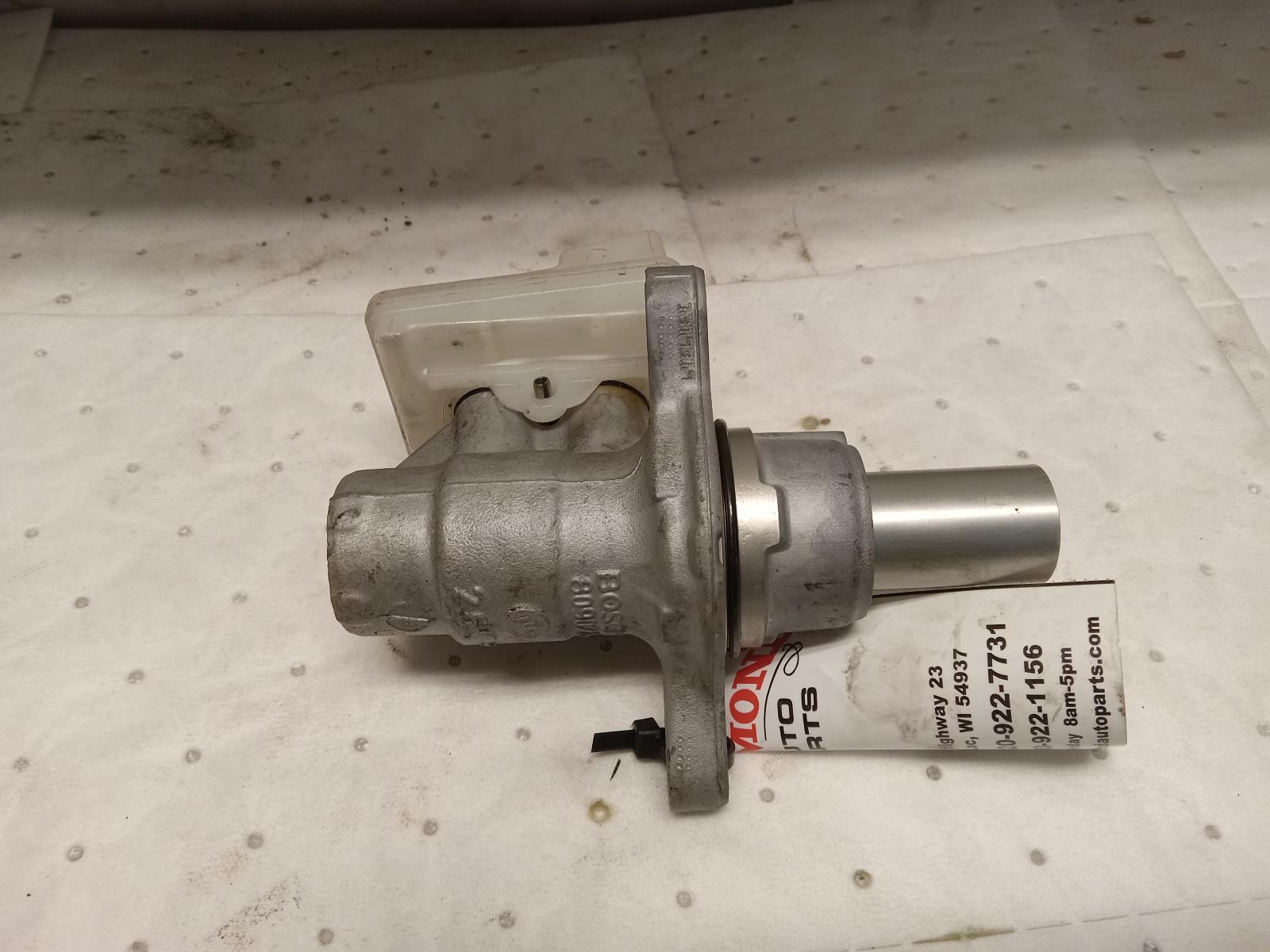 Master Cylinder for Nissan vehicles