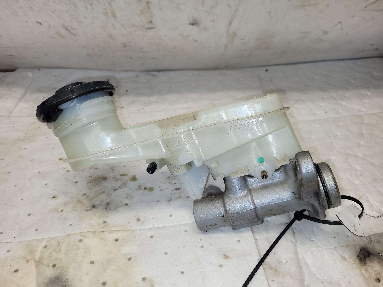 Master Cylinder for Honda vehicles