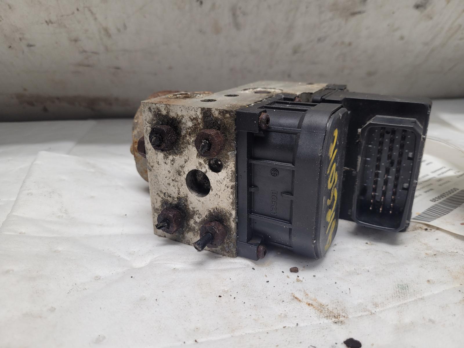 ABS Module for Lincoln and Ford vehicles