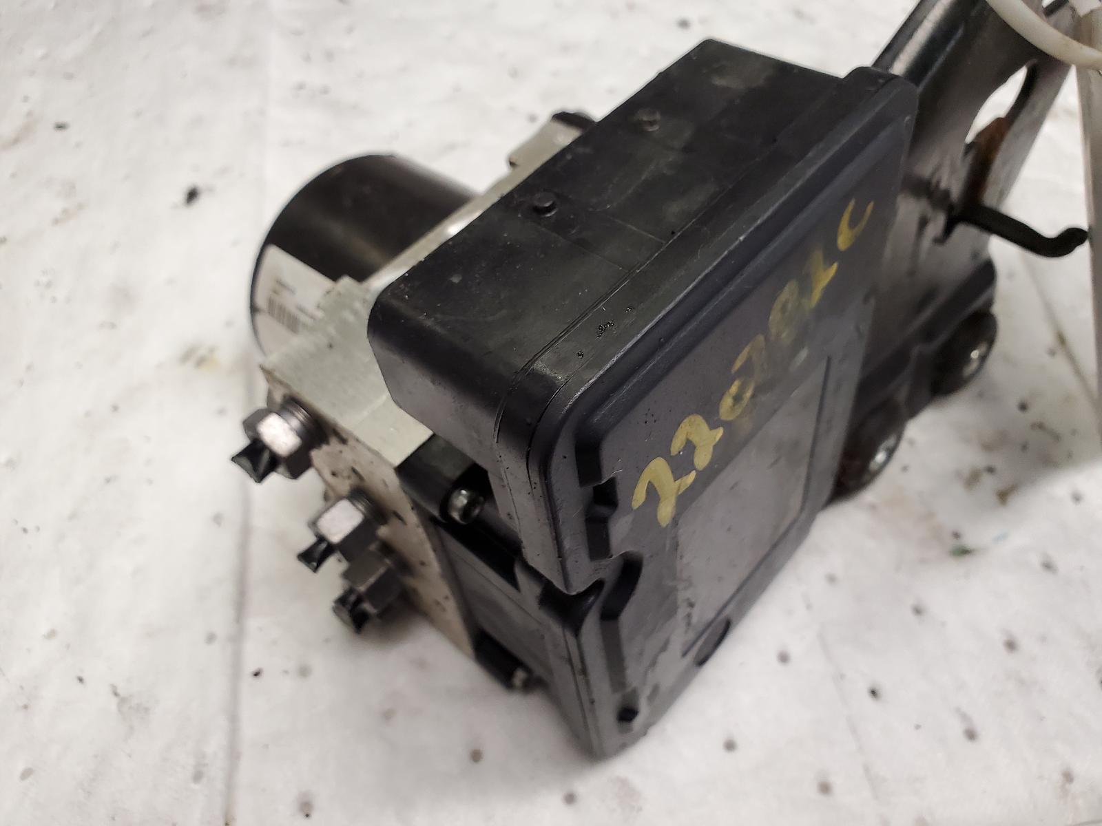 ABS Module for Lincoln and Ford vehicles