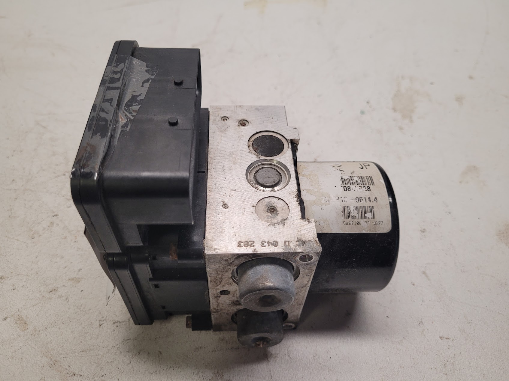 ABS Module for Pontiac, Chevrolet and Saturn vehicles