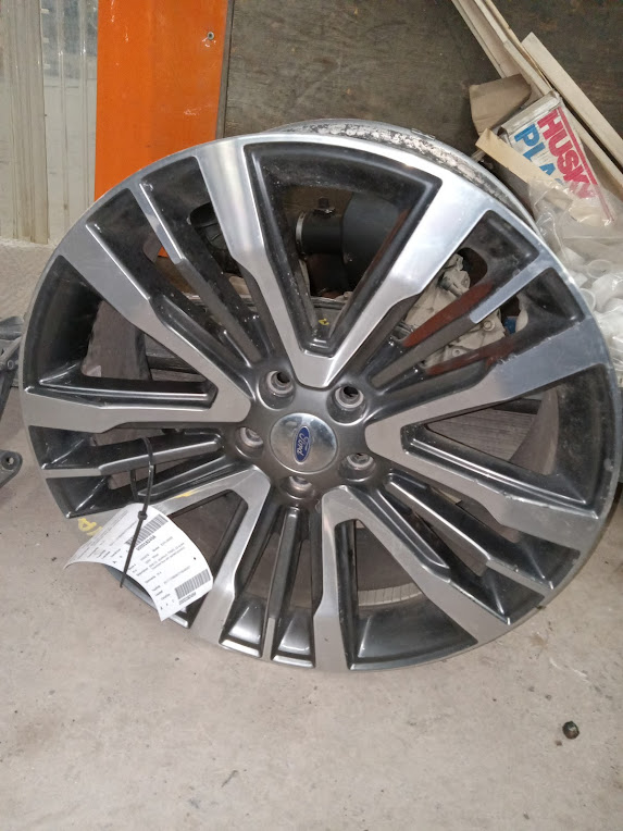 Wheel for Ford vehicles