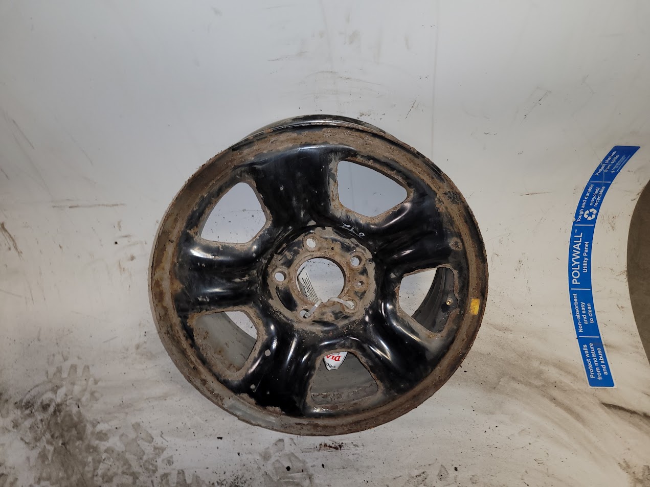 Wheel for Dodge and Jeep vehicles
