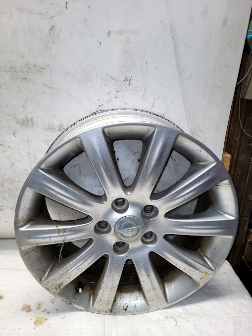 Wheel for Chrysler vehicles