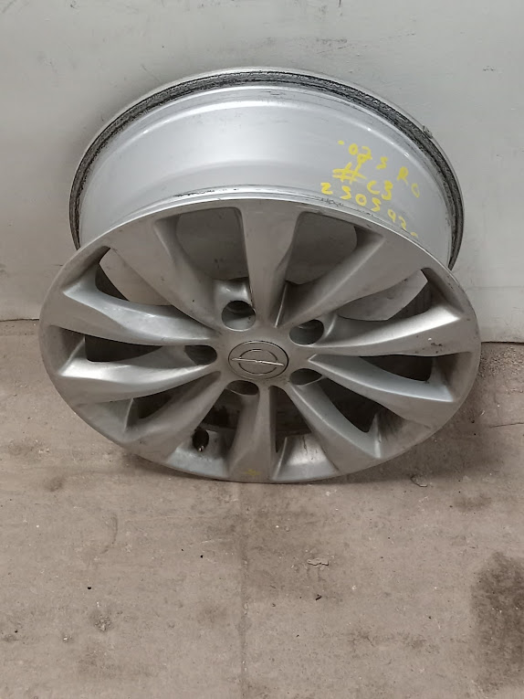 Wheel for Chrysler vehicles