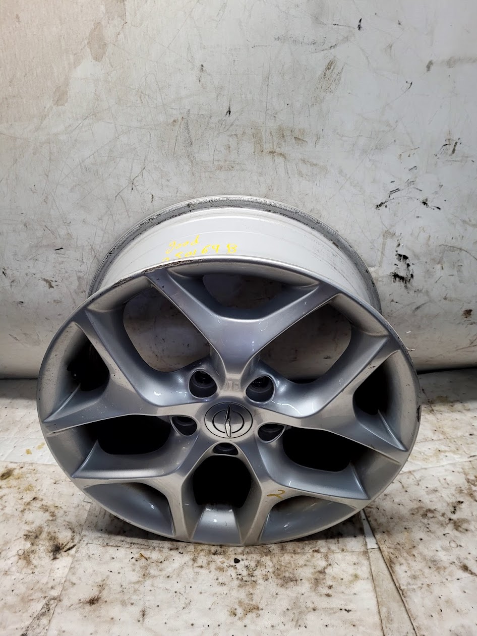 Wheel for Plymouth, Chrysler and Dodge vehicles