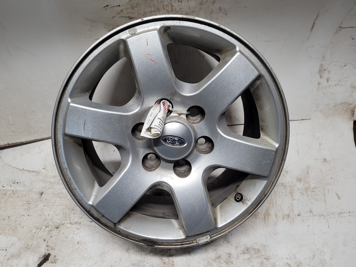 Wheel for Ford vehicles