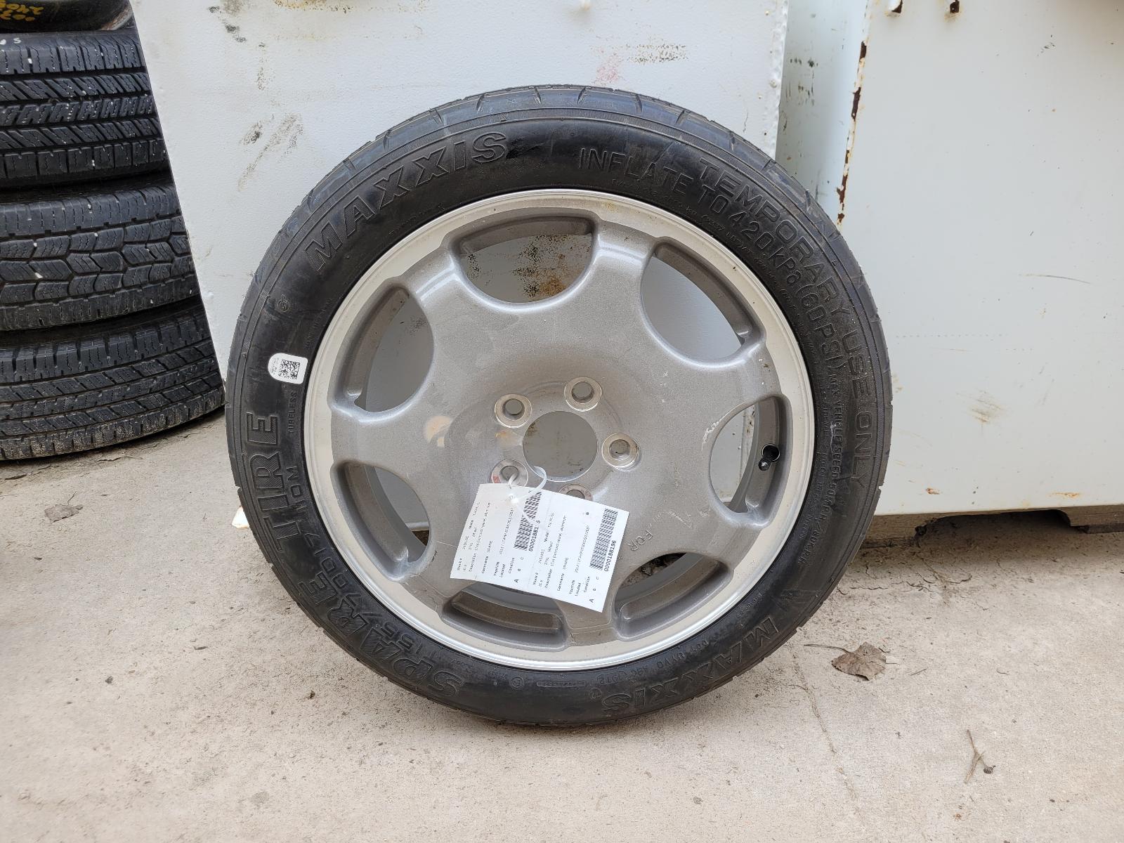 Wheel for Lincoln and Ford vehicles