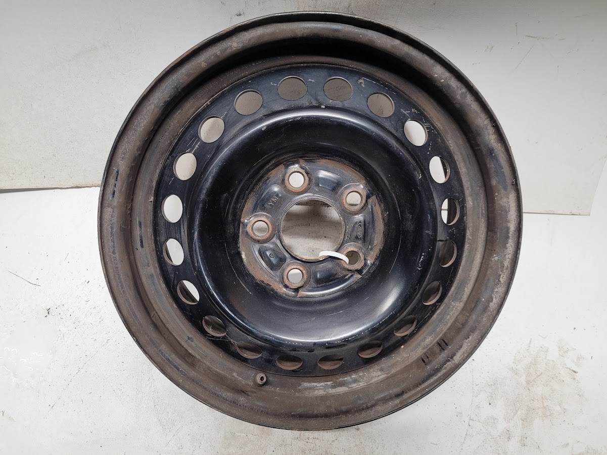 Wheel for Ford vehicles