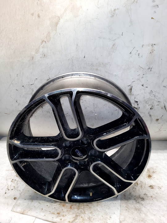 Wheel for Ford vehicles